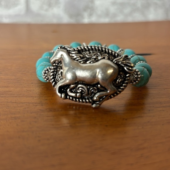 Western Turquoise Stretchy Bracelet - Picture 2 of 3